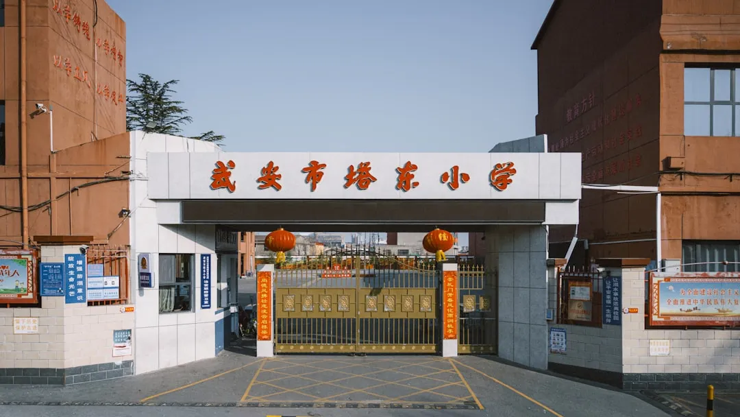 2025年生鲜电商冷链物流技术升级趋势与产地直供模式分析